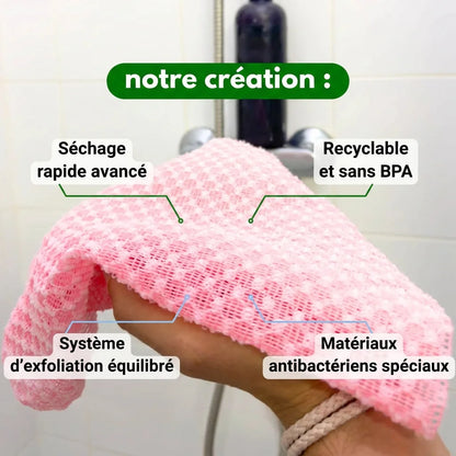Gant exfoliant en charbon de bambou